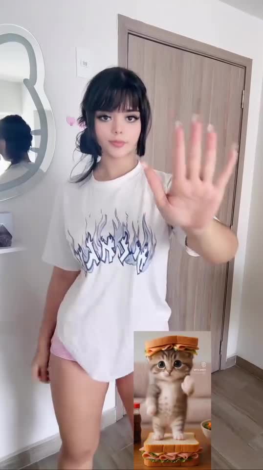 Video 448160 from Chxrryxblossom