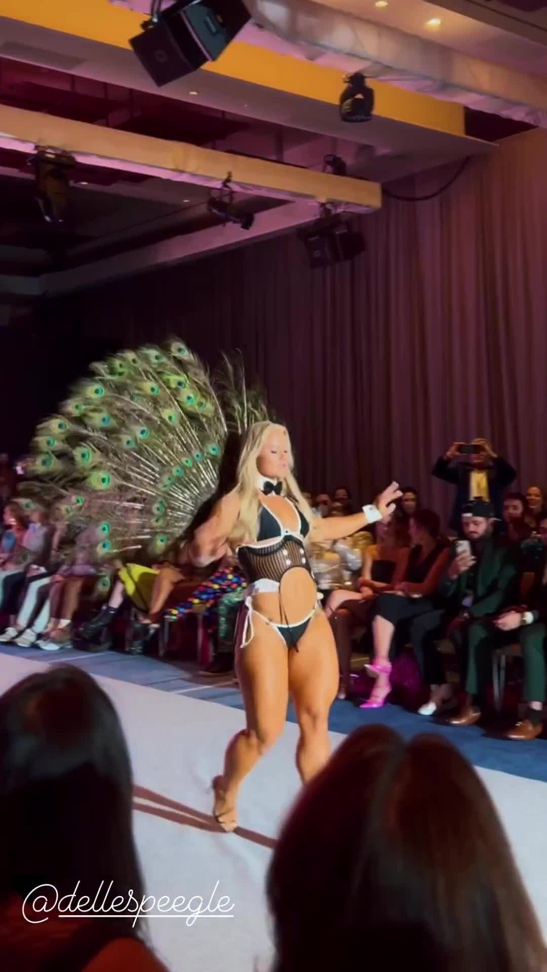 Video 448189 from Dani Speegle/ dellespeegle