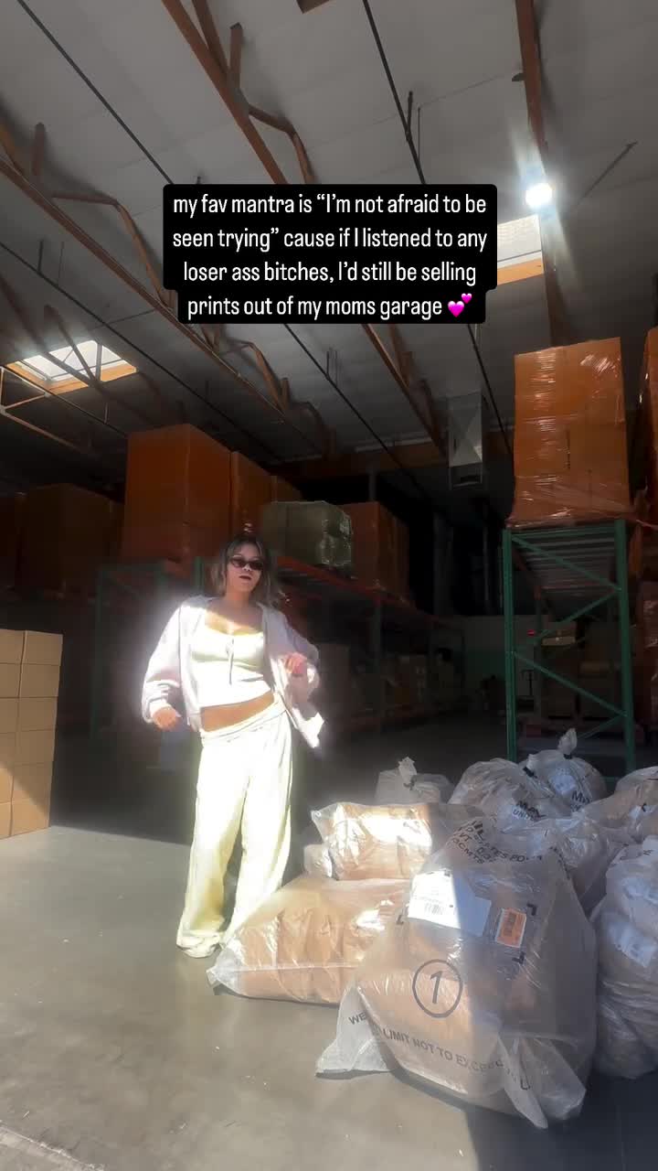 Video 448466 from Alyssa Silos / Alythuh