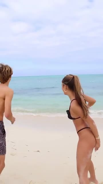 Video 448915 from Lexi Brooke Rivera (American, born 6/7/2001)