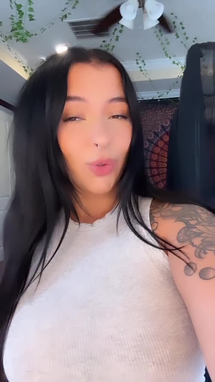 Video 449376 from Danielle Cohn