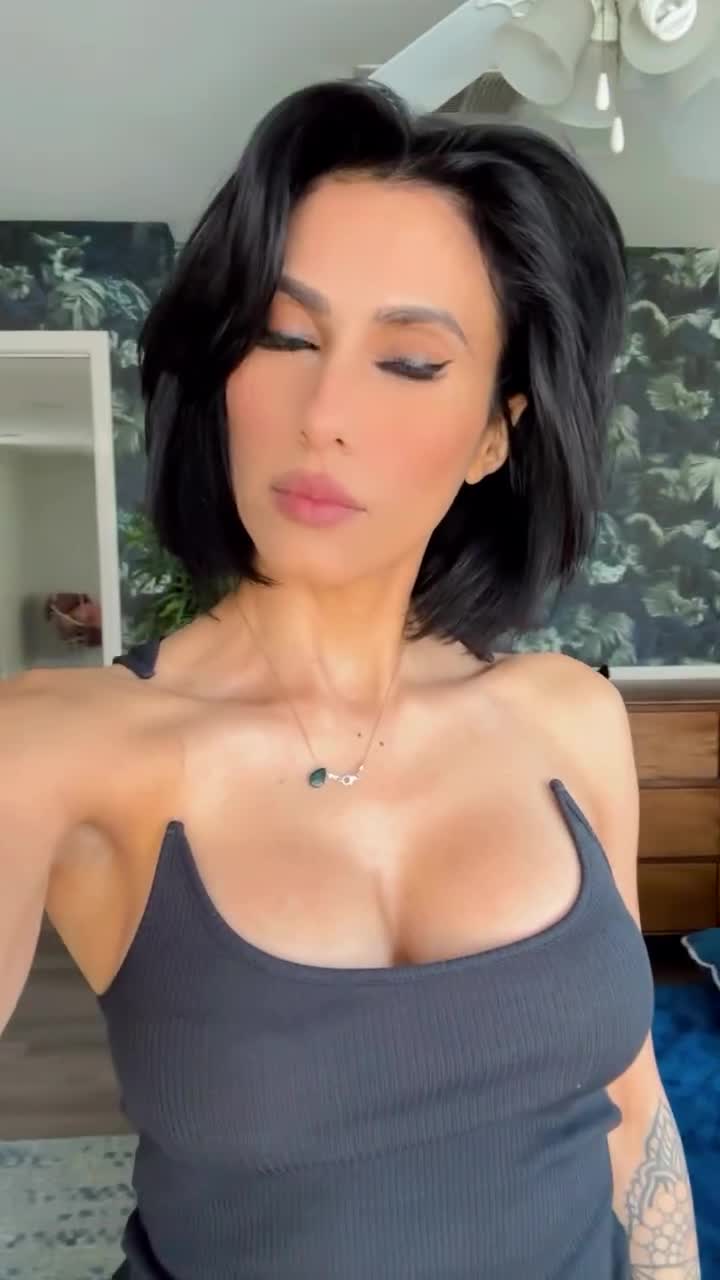 Video 449390 from Cristina "Vee" Valenzuela