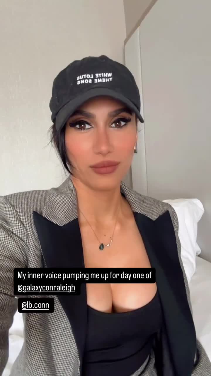 Video 449391 from Cristina "Vee" Valenzuela