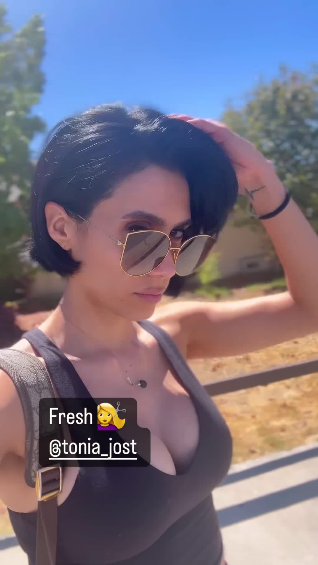 Video 449395 from Cristina "Vee" Valenzuela