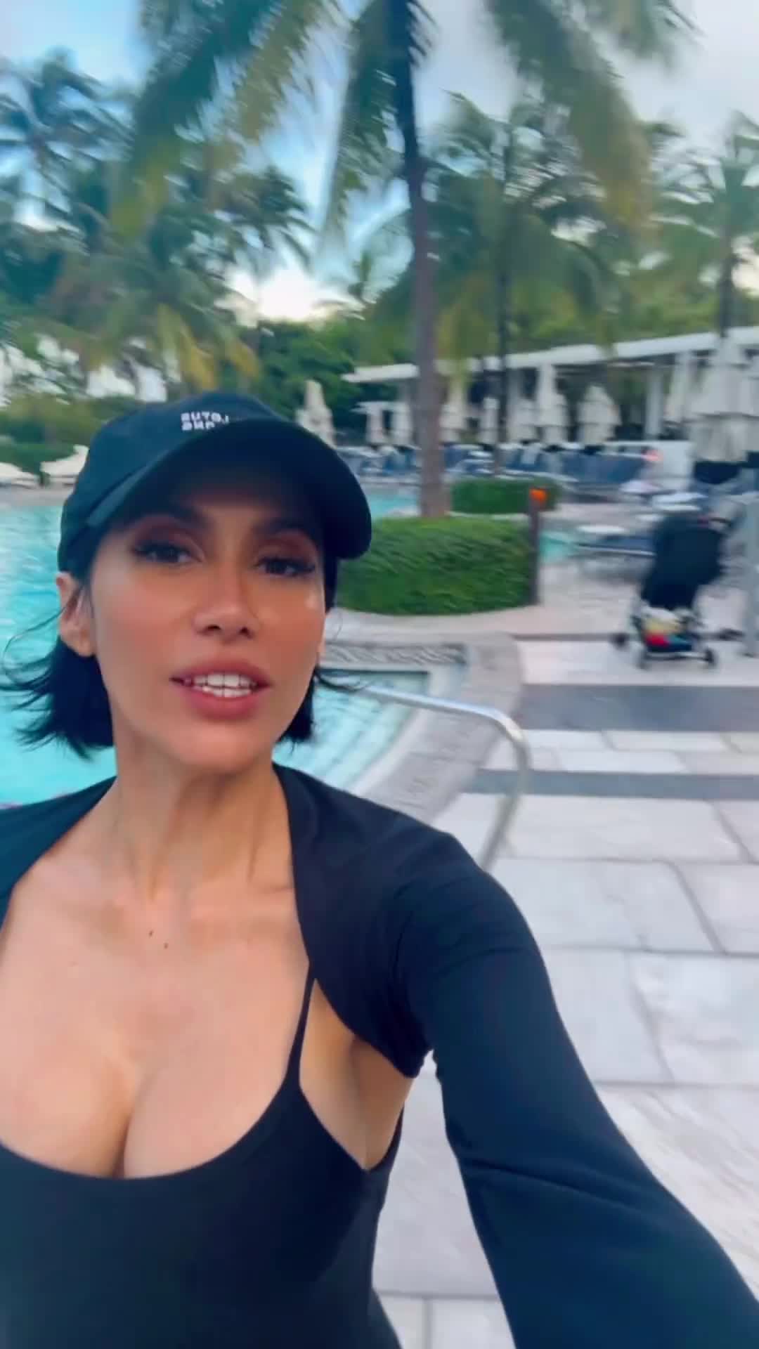 Video 449399 from Cristina "Vee" Valenzuela