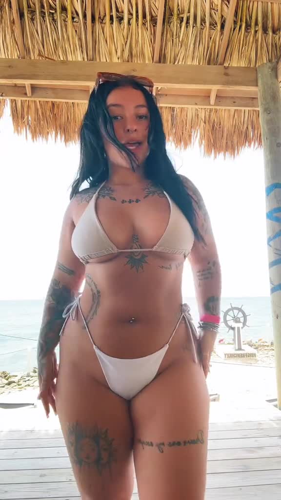 Video 449470 from Danielle Cohn