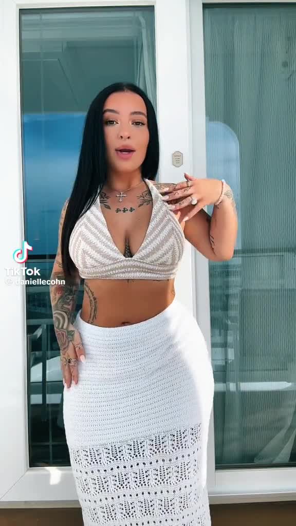 Video 449489 from Danielle Cohn