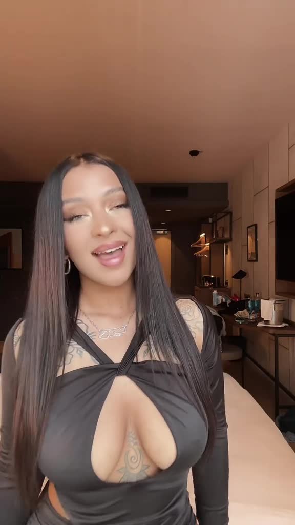 Video 449687 from Danielle Cohn