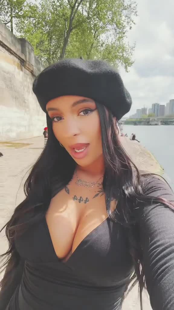 Video 449694 from Danielle Cohn