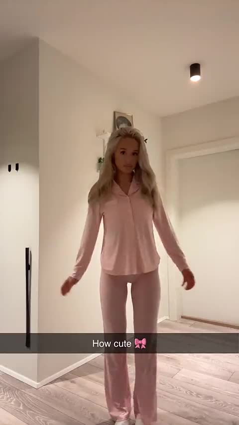 Video 449804 from Brynhildurgunnlaugs