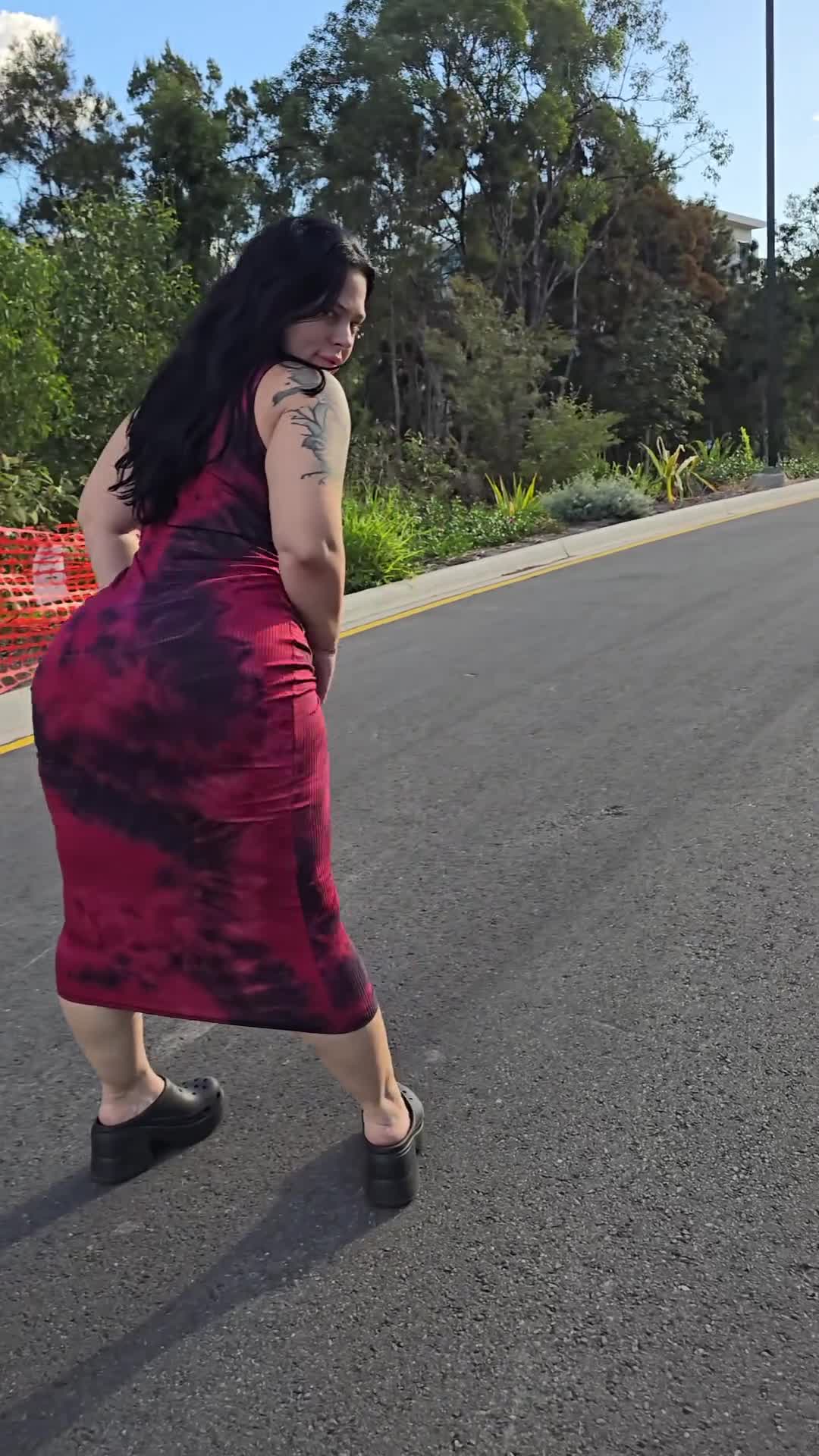 Video 450605 from Mandy Lee / tanlinepeach / mandyleewalks