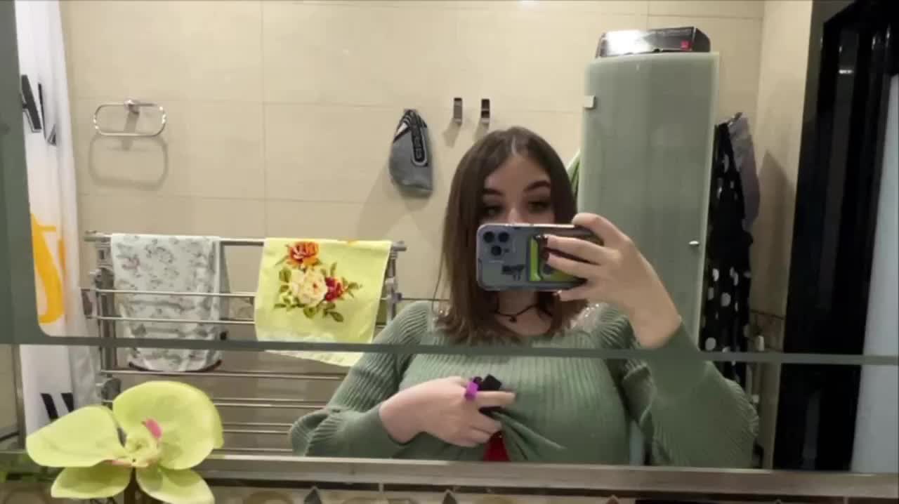 Video 454070 from Anna Usakova / Molly Evans