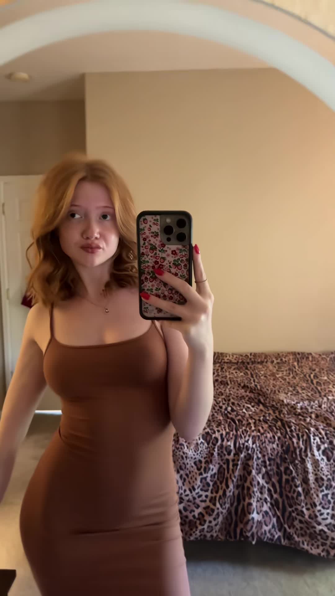 Video 456741 from Makenna Kelly / Lifewithmak