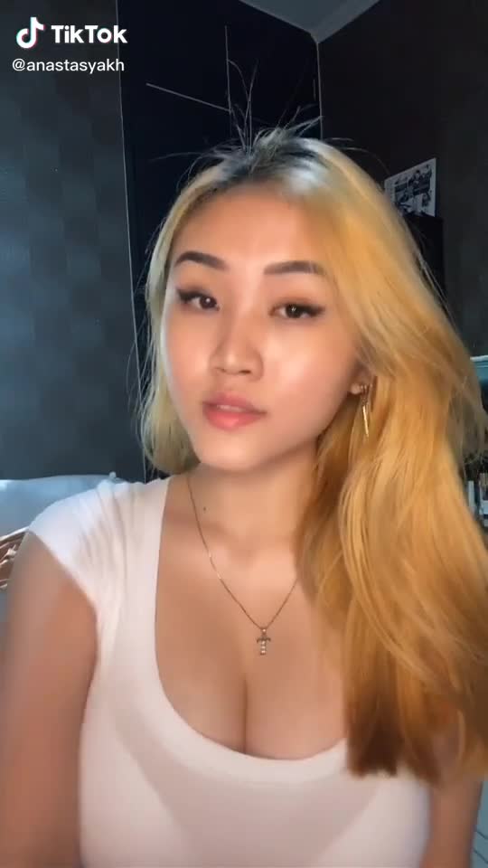 Video 457371 from Anastasya Khosasih