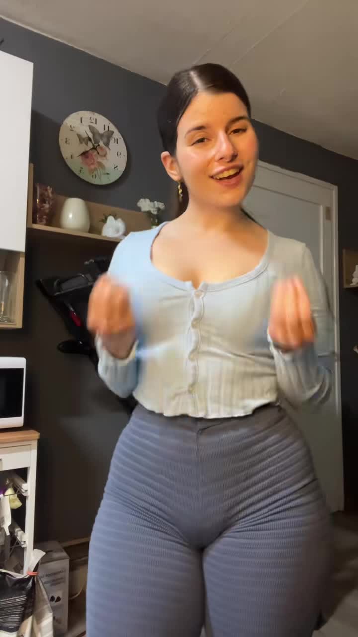 Video 532609 from 𝓜𝓮𝓵 / melst.5 / melst