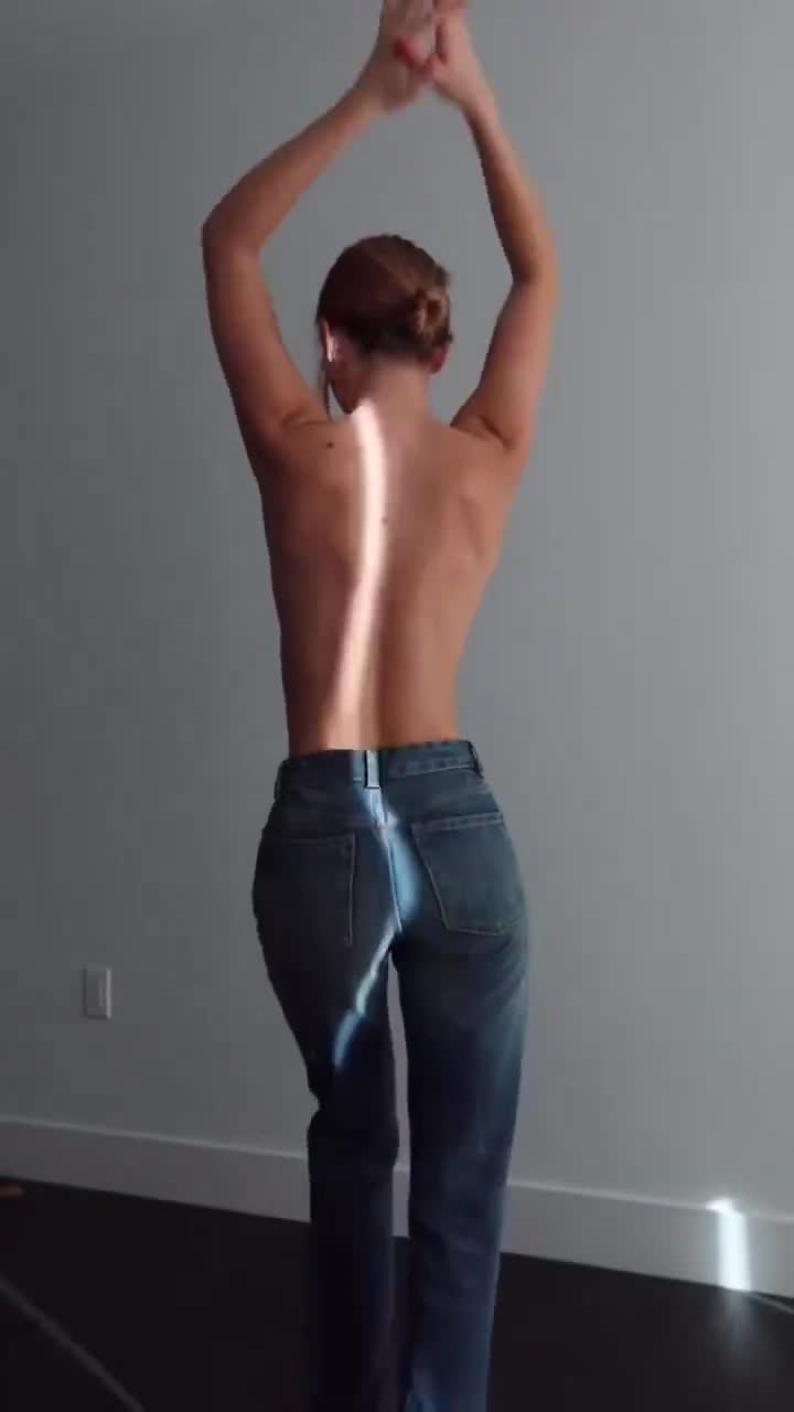 Video 580271 from Dasha Komarova / Darya Komarova / Odarka Komarova