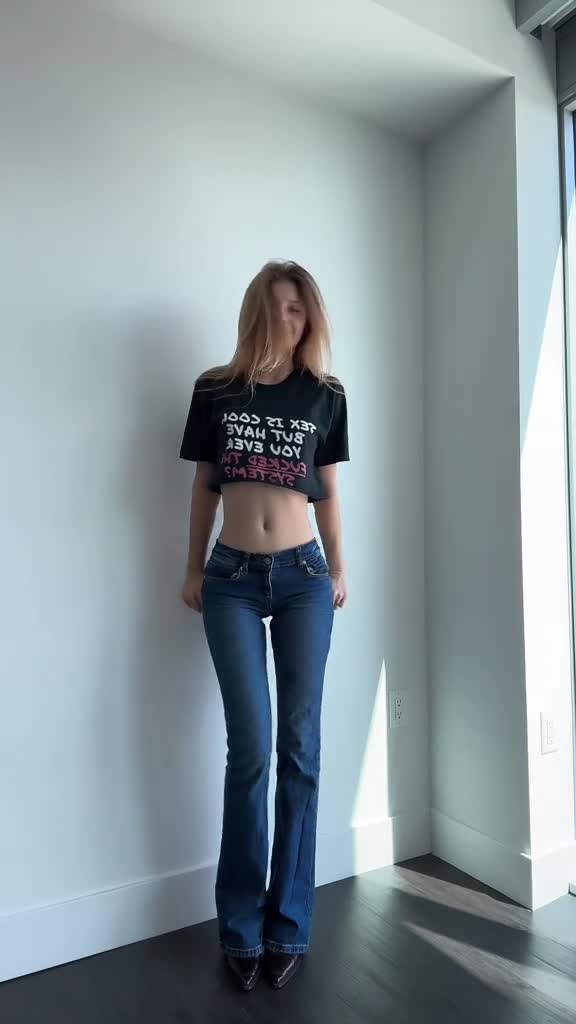 Video 580280 from Dasha Komarova / Darya Komarova / Odarka Komarova