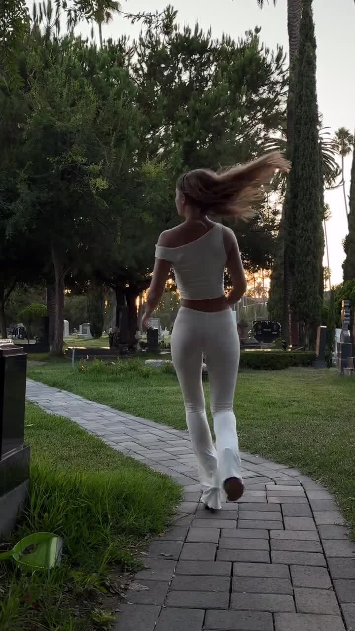 Video 580310 from Dasha Komarova / Darya Komarova / Odarka Komarova