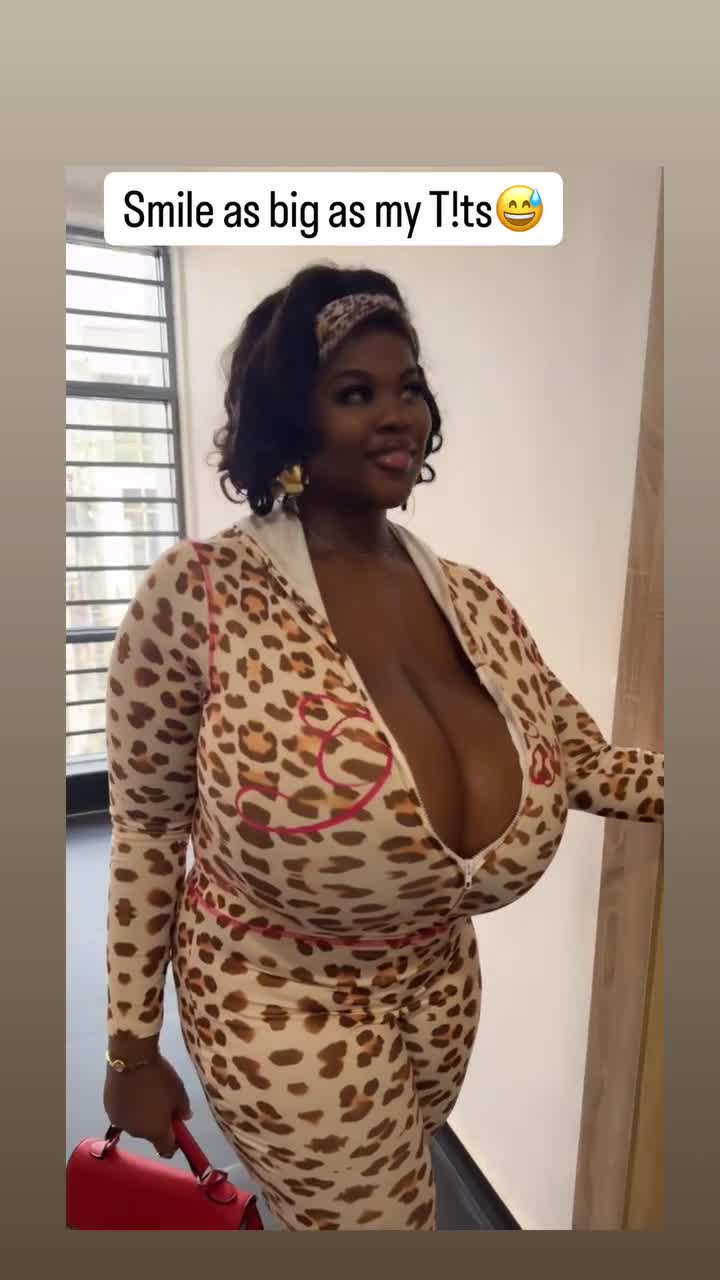 Video 581631 from Chioma Lovv