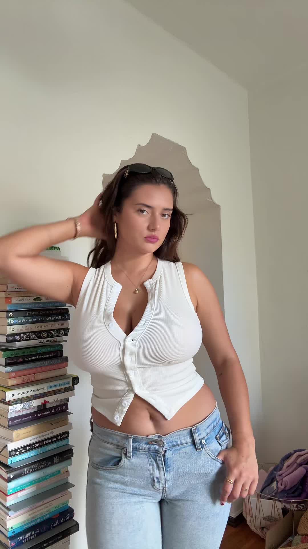 Video 582237 from Sarah Curr (@sarahcurr)