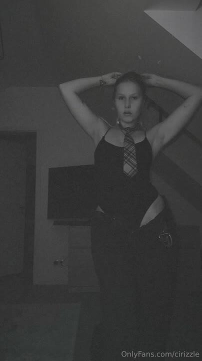 Video 582737 from Cindy (@cirizzzle) / cirizle