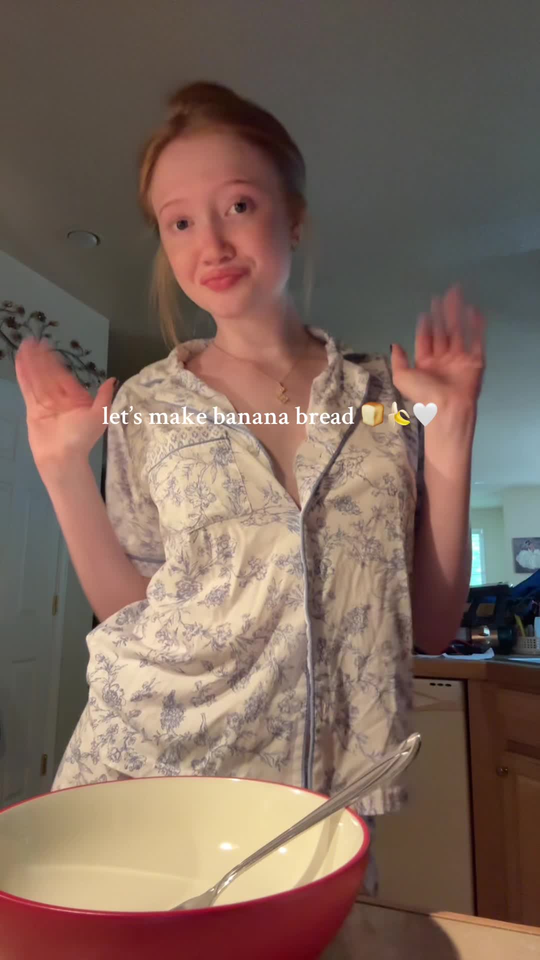 Video 582995 from Makenna Kelly / Lifewithmak