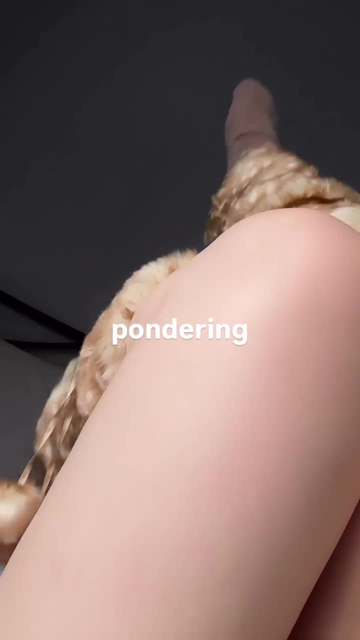 Video 584031 from Robyn (rrr0byn / robynsnotreal)