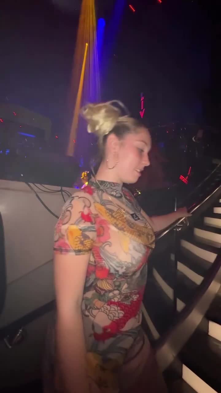 Video 584255 from @MorganElaine20 cancer babyyyy