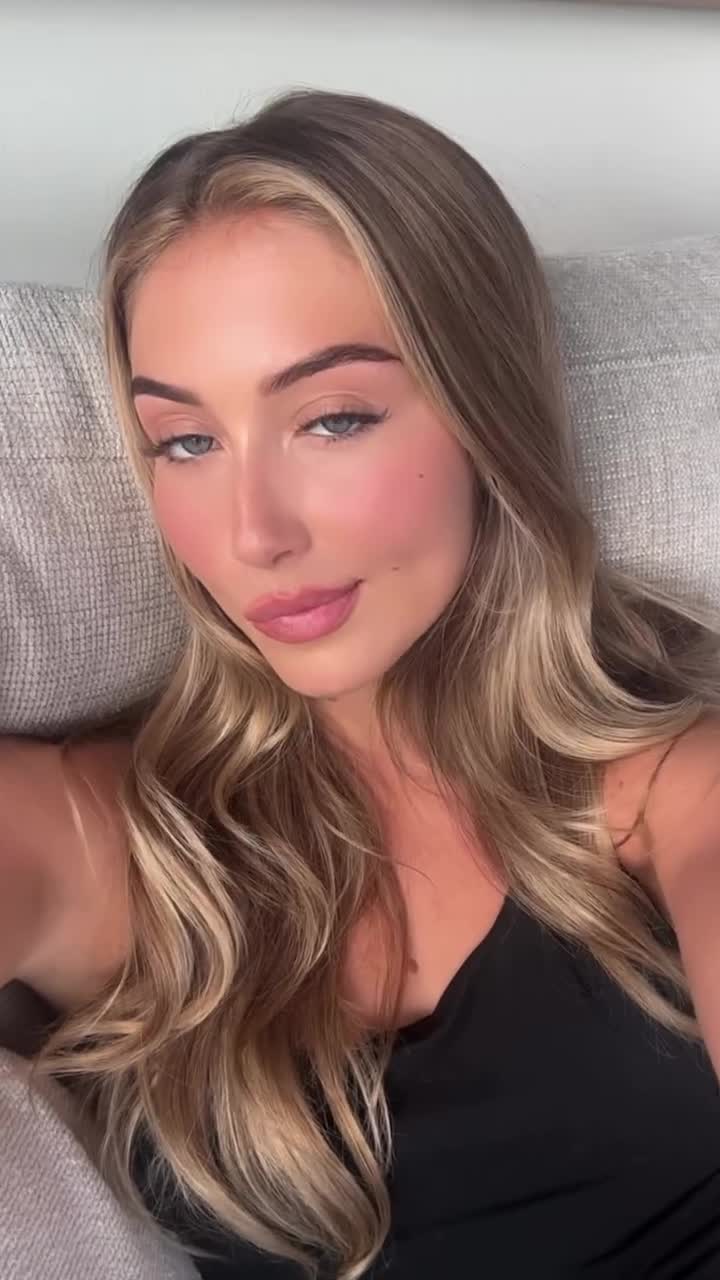 Video 584675 from Heloise Hut