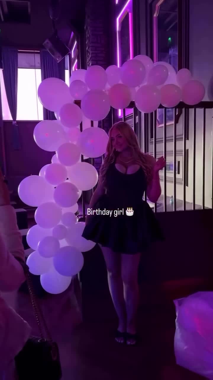 Video 584685 from Gudrun Svava aka guggaigummibat