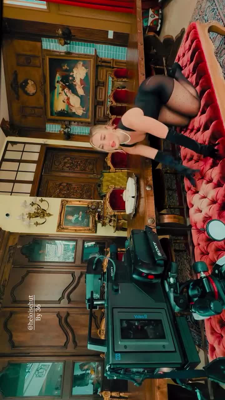 Video 584796 from Heloise Hut