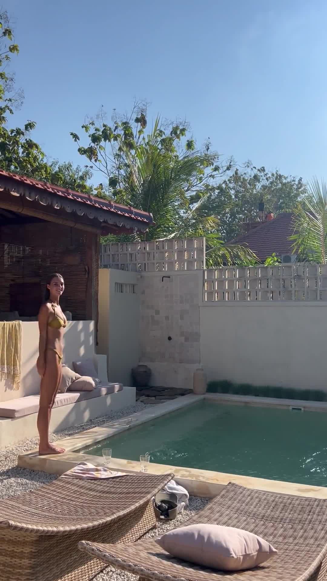 Video 586321 from Emily Feld - emily.feld