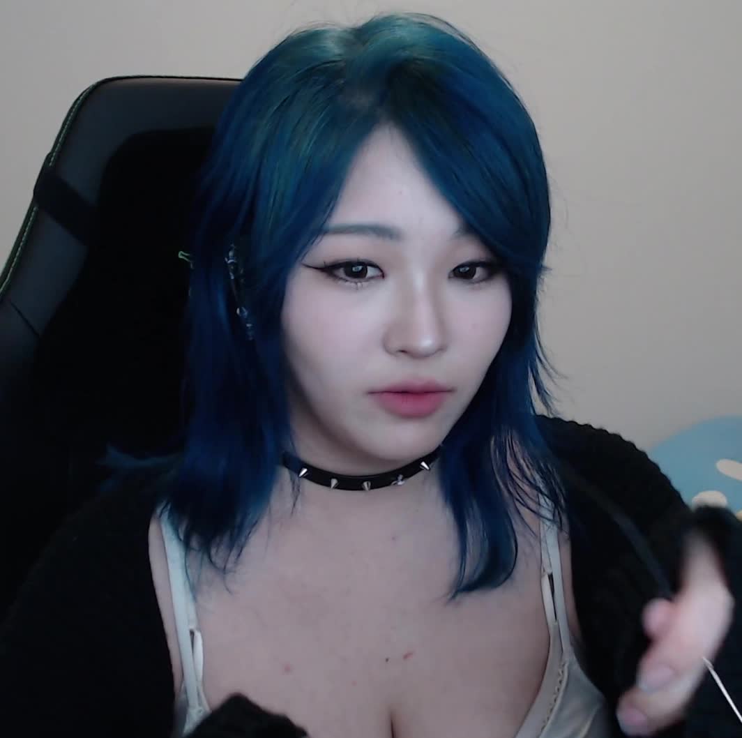 Video 587795 from Kang Hee Yoon / Hyoon / Aikuros