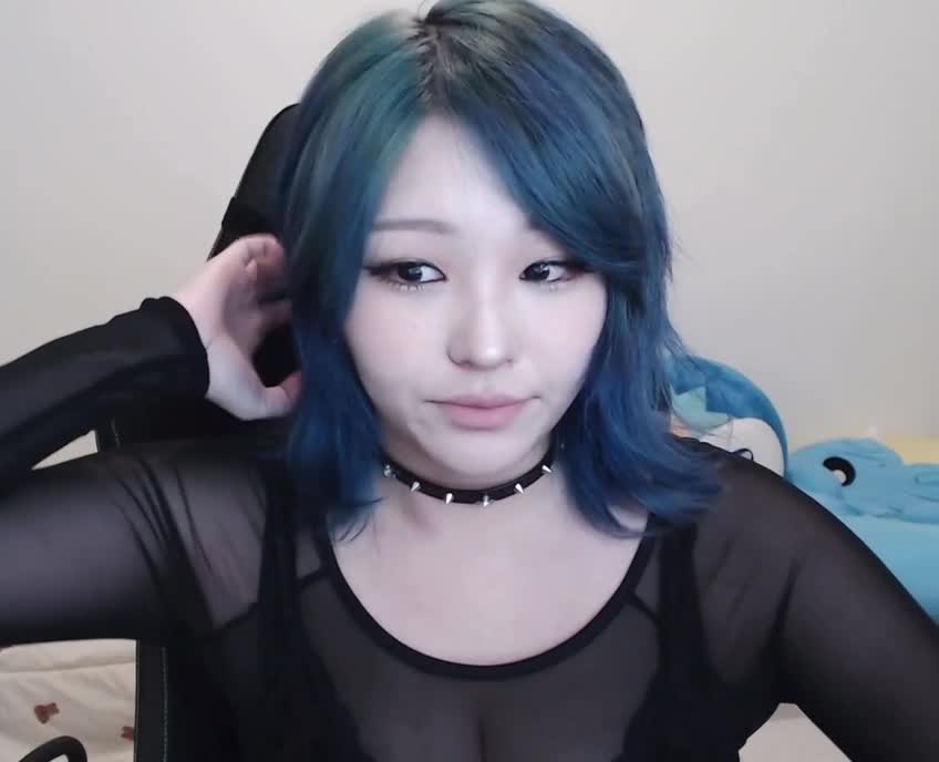 Video 587800 from Kang Hee Yoon / Hyoon / Aikuros