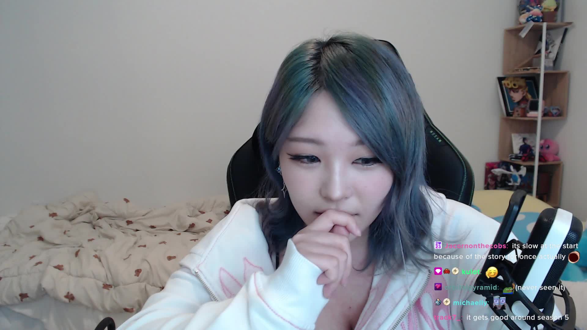 Video 587801 from Kang Hee Yoon / Hyoon / Aikuros