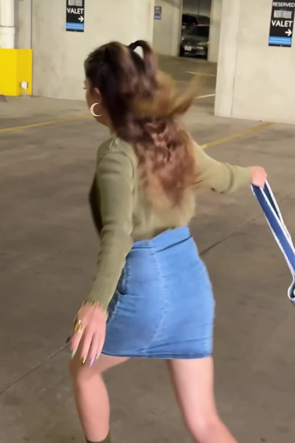 Video 589598 from Mayahiga | maya