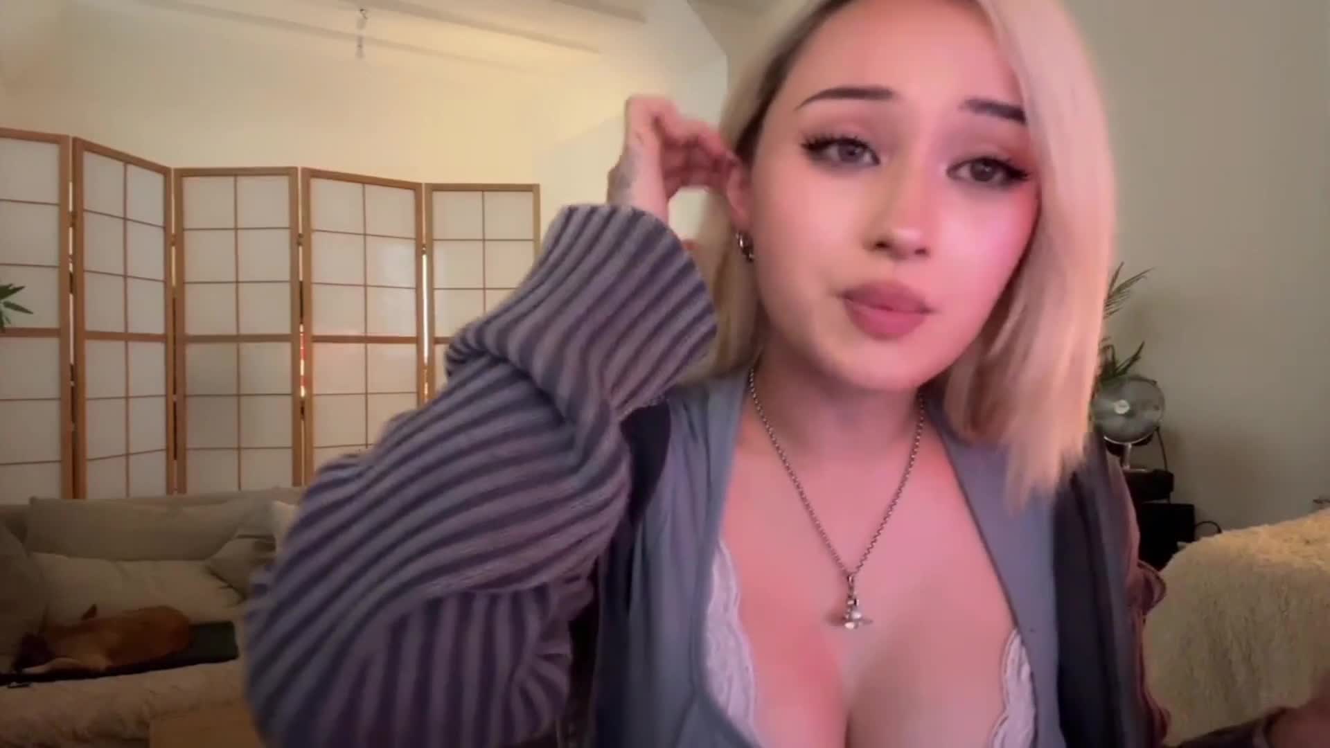 Video 589739 from JadeyAnh | vylerria