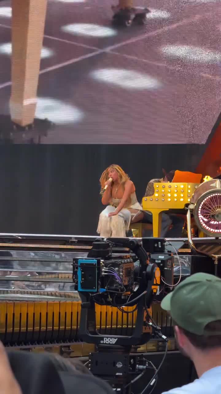 Video 590069 from Beyoncé