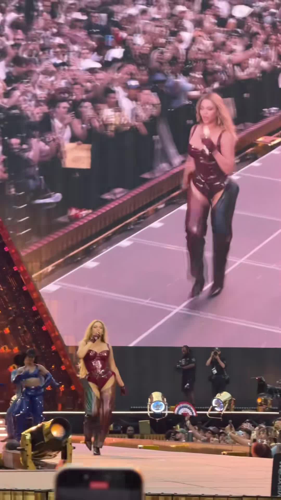 Video 590077 from Beyoncé