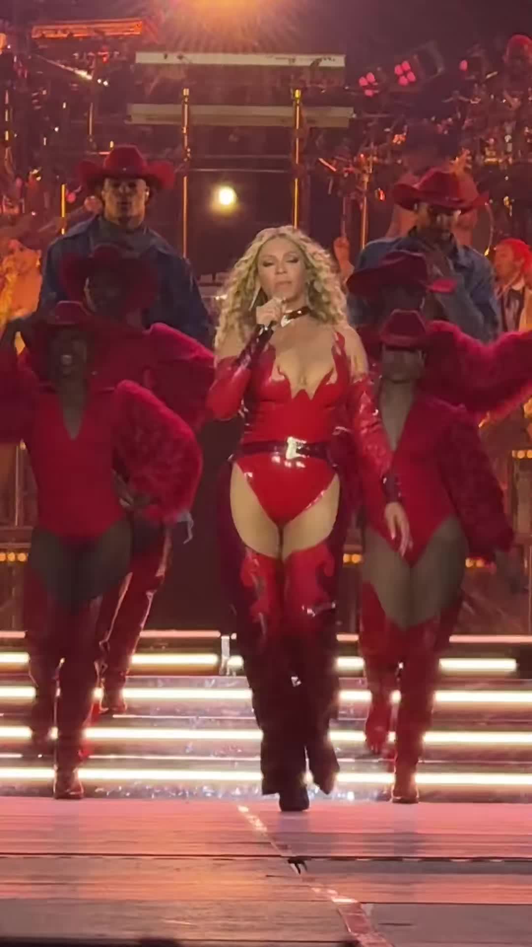 Video 590089 from Beyoncé