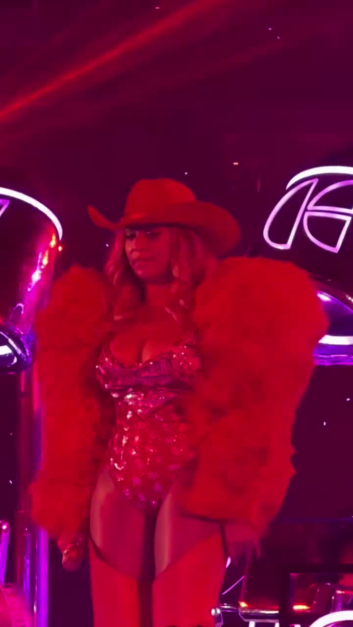 Video 590126 from Beyoncé