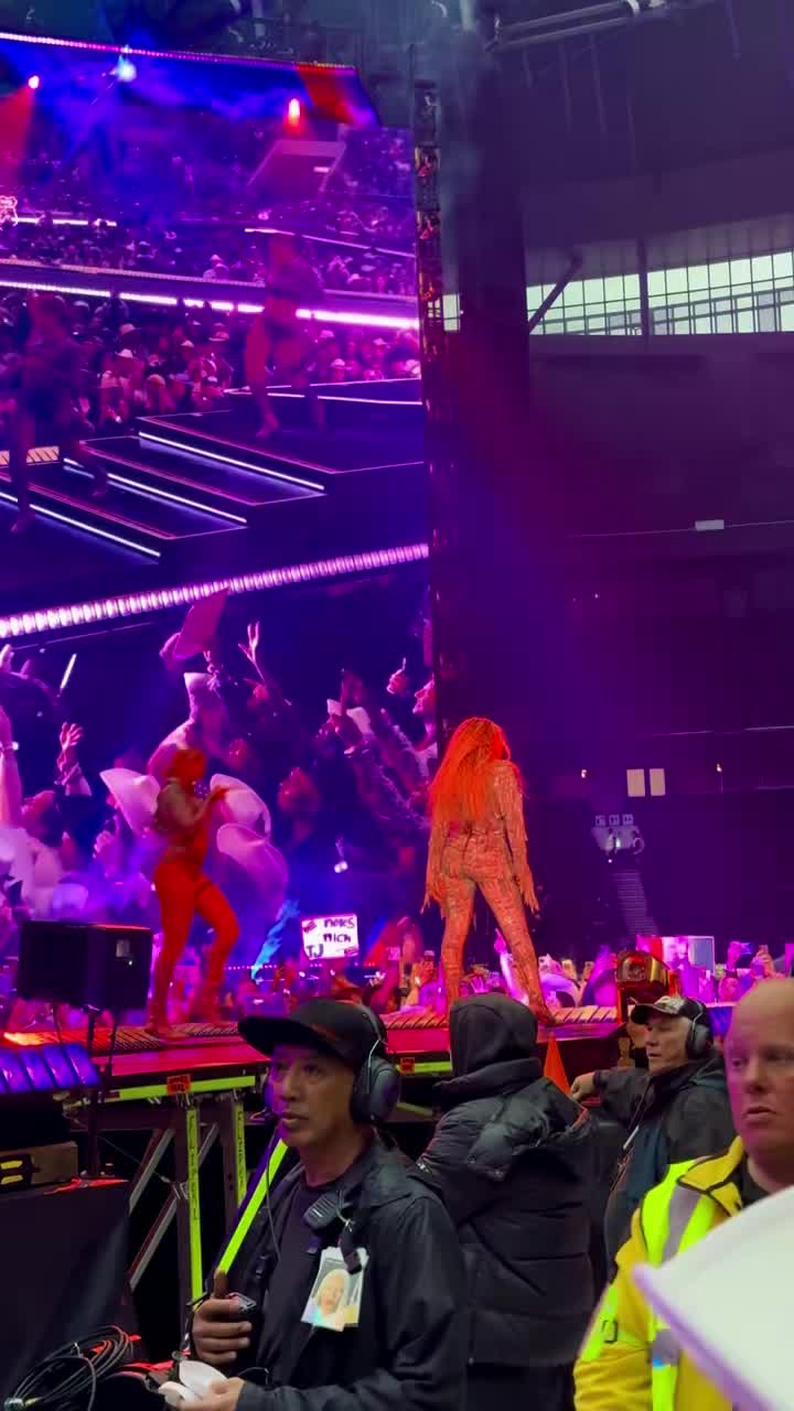 Video 590137 from Beyoncé