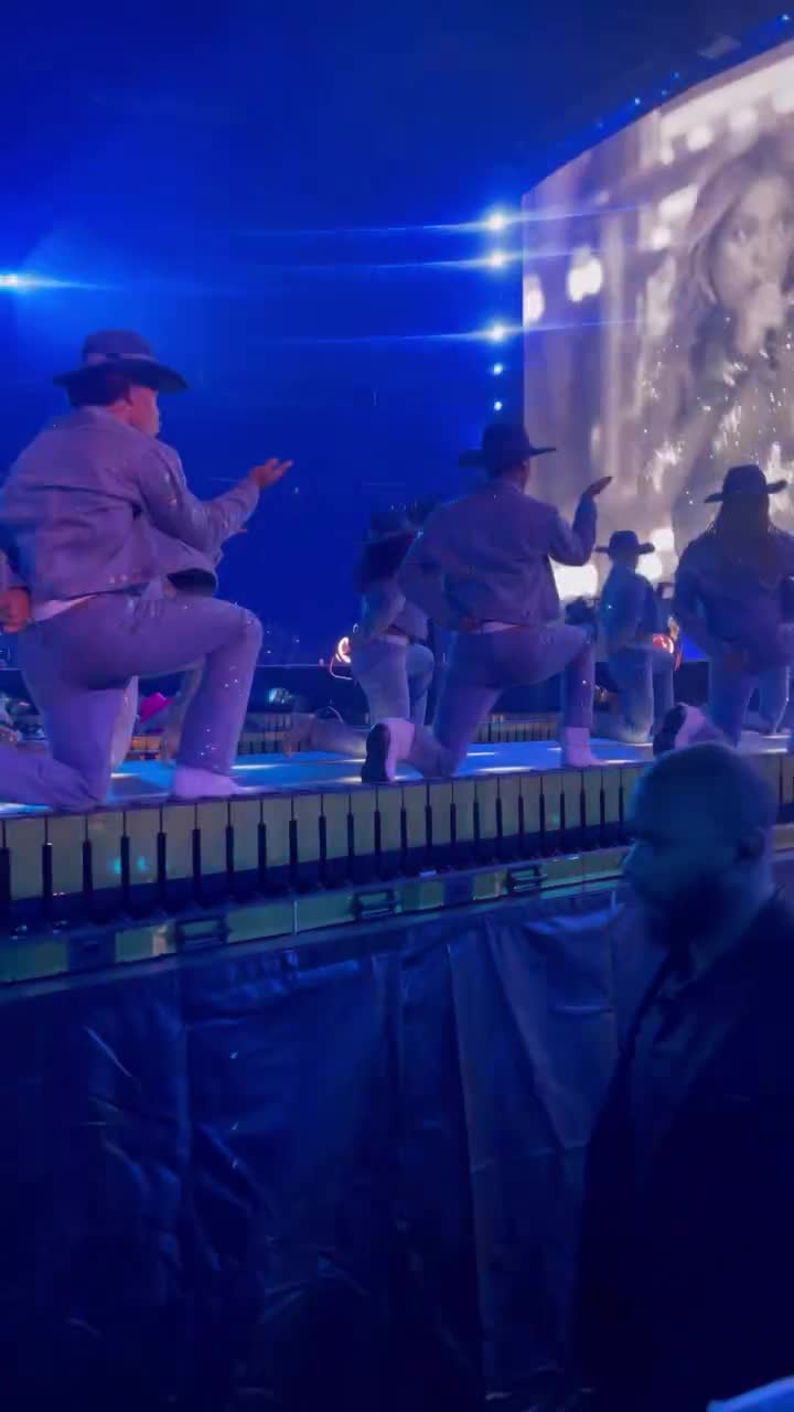 Video 590151 from Beyoncé