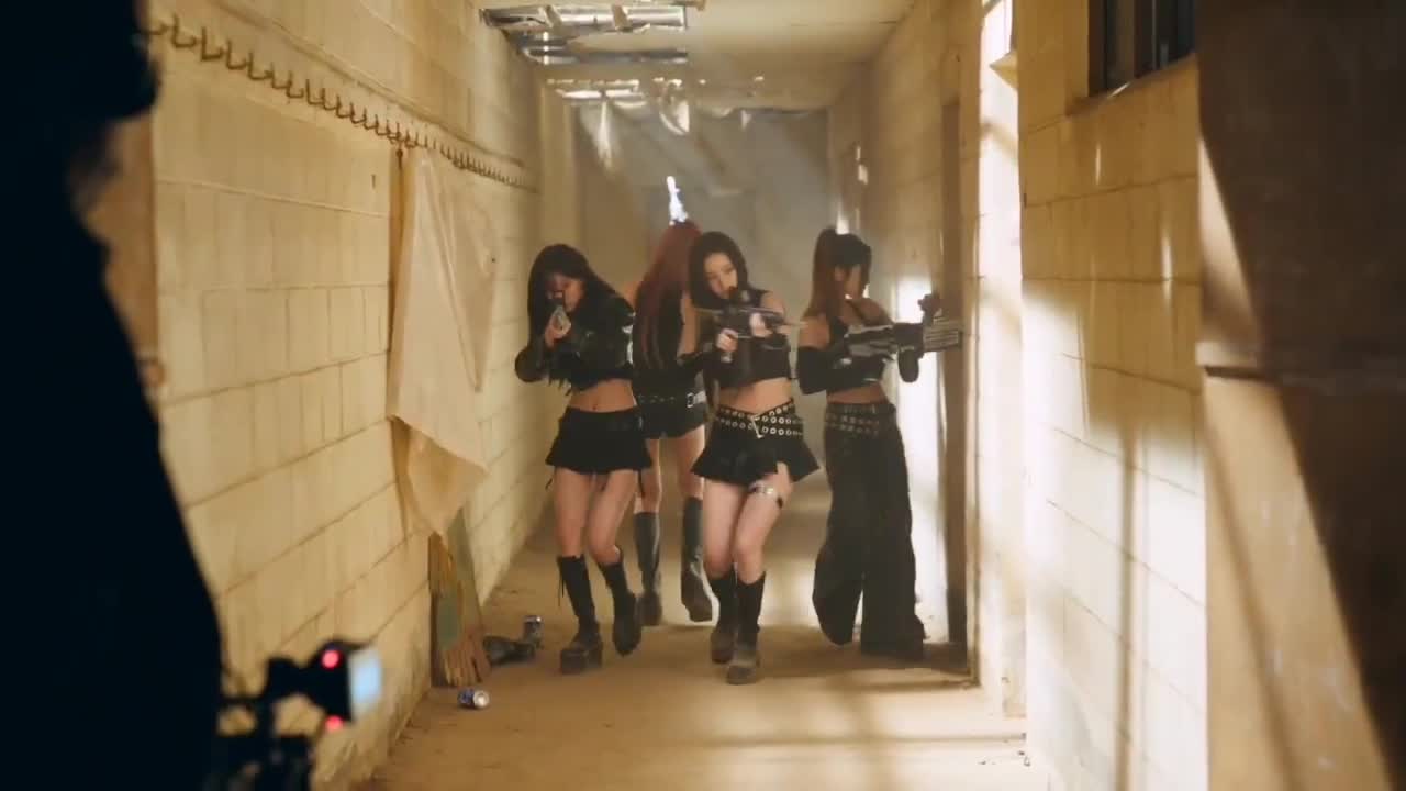 Video 590197 from Karina (æspa / aespa)