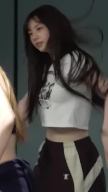 Video 590289 from Karina (æspa / aespa)