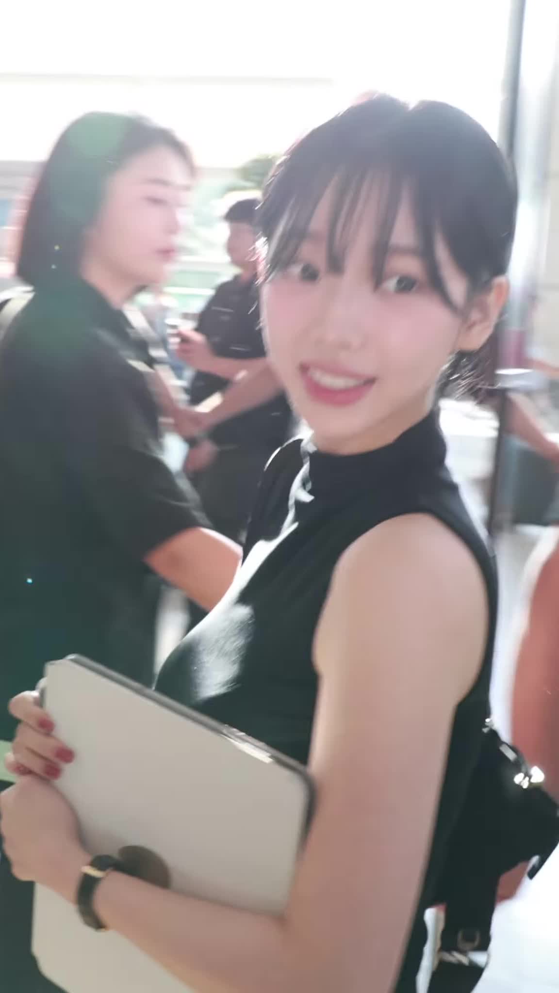 Video 590360 from Karina (æspa / aespa)