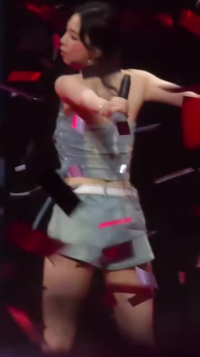 Video 590367 from Karina (æspa / aespa)