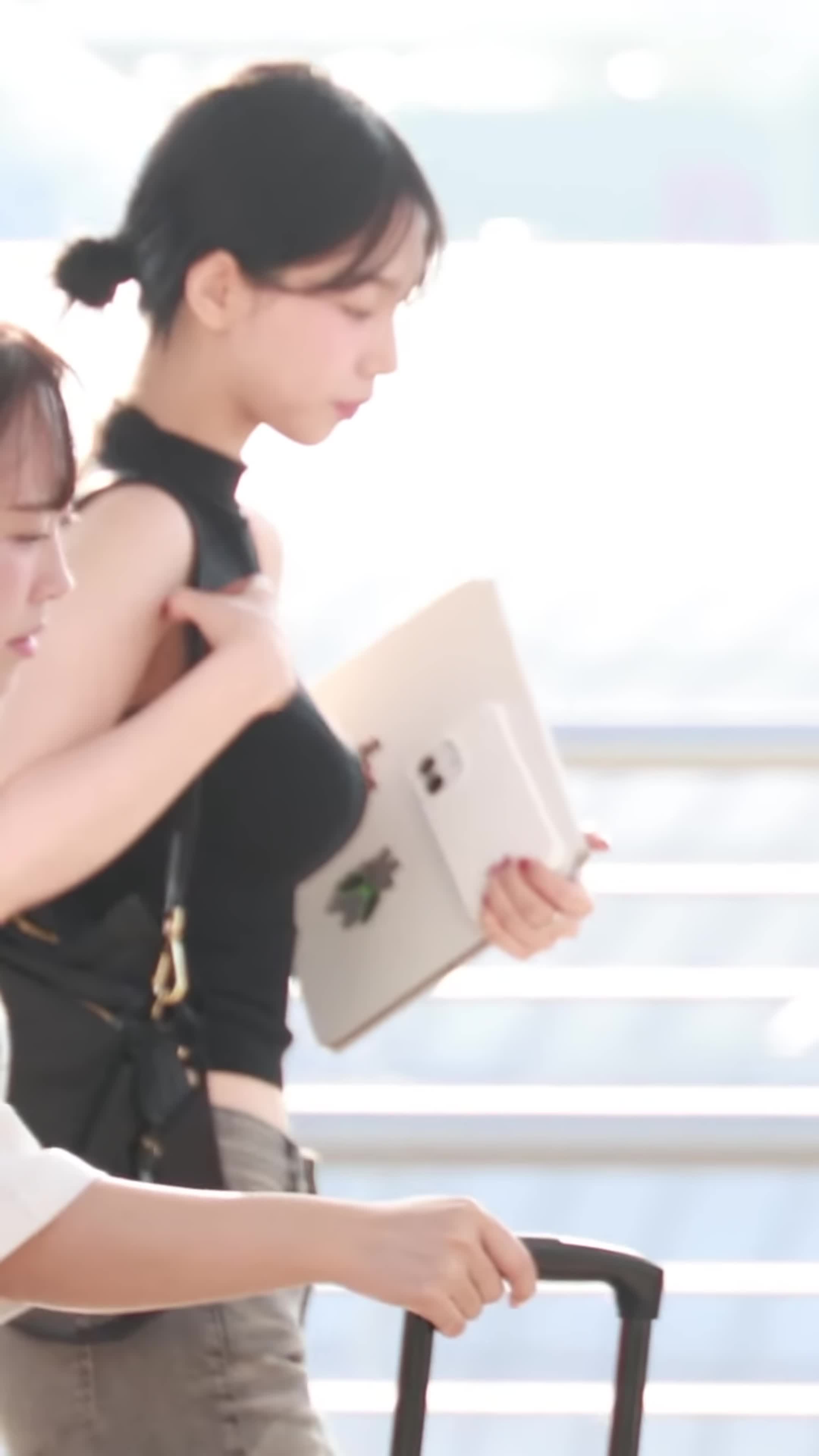 Video 590372 from Karina (æspa / aespa)