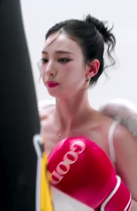 Video 590447 from Karina (æspa / aespa)