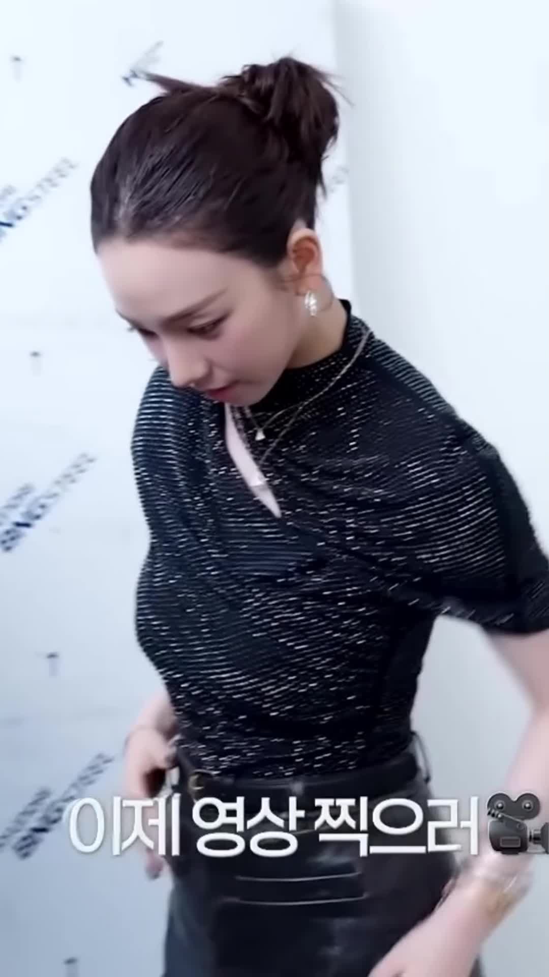 Video 590479 from Karina (æspa / aespa)